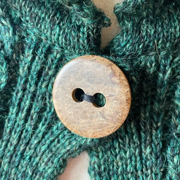 Made in Ireland green wool knit long sweater - Picture 5 of 15